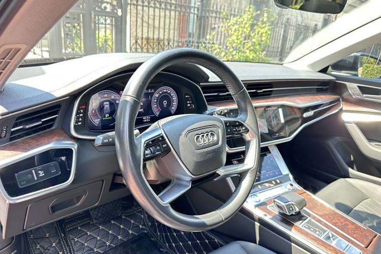 Used Audi A6 2020 allroad quattro Explorer 55 TFSI Prestige Off-Road Model Interior 1
