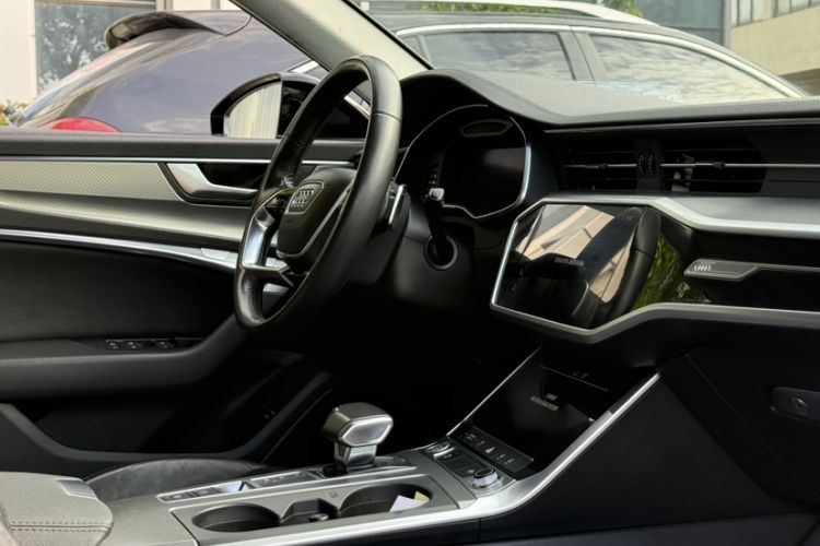 Used Audi A6 2020 Avant Futurist 40 TFSI Luxury Dynamic Model Interior 3