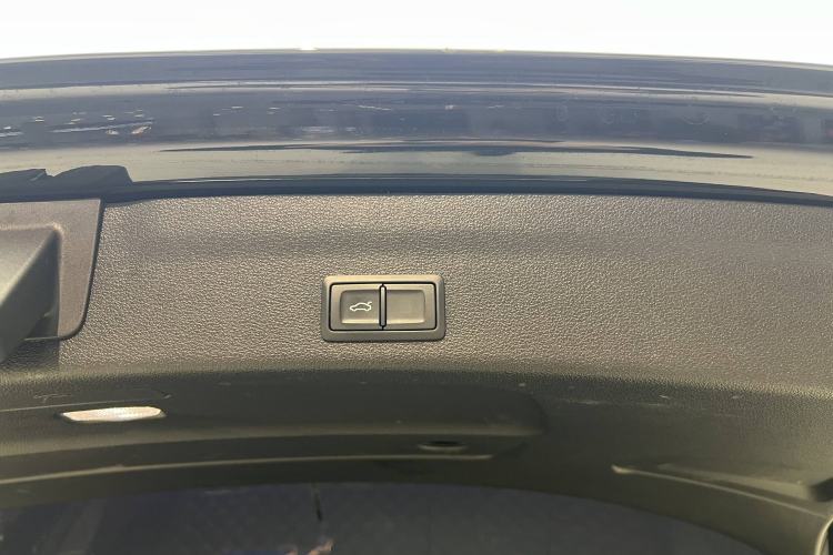 Used Audi A6 2020 Avant Futurist 40 TFSI Luxury Dynamic Model Interior 9