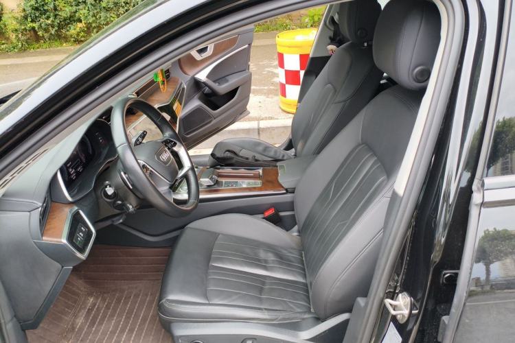 Used Audi A6 2020 allroad quattro Explorer 55 TFSI Prestige Off-Road Model Left Front Seat