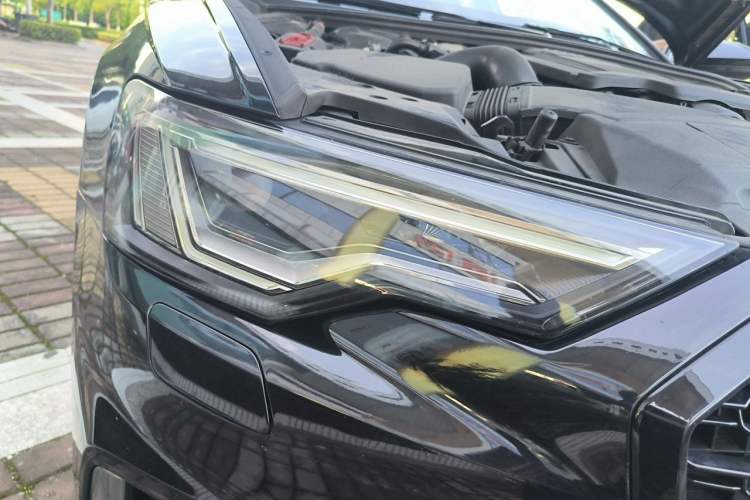 Used Audi A6 2020 Avant Futurist 45 TFSI Prestige Dynamic Edition Right Front Headlight