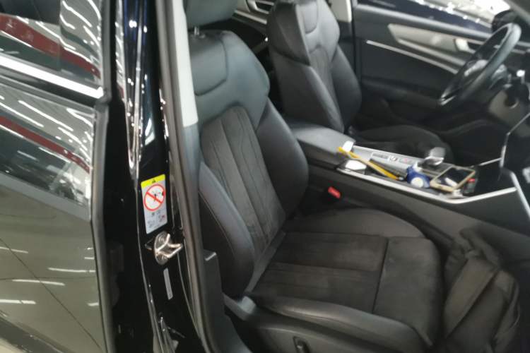 Used Audi A6 2020 Avant Futurist 45 TFSI Prestige Dynamic Edition Right Front Seat