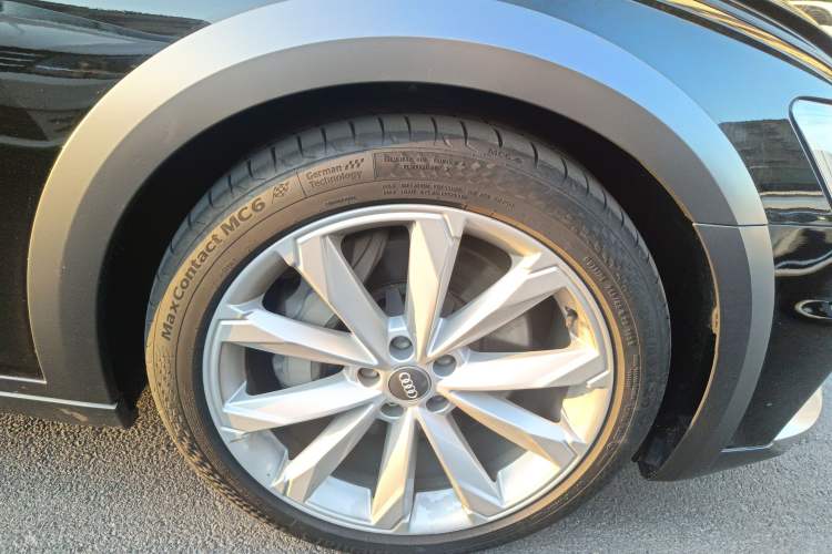 Used Audi A6 2020 allroad quattro Explorer 55 TFSI Prestige Off-Road Model Right Front Wheel Hub