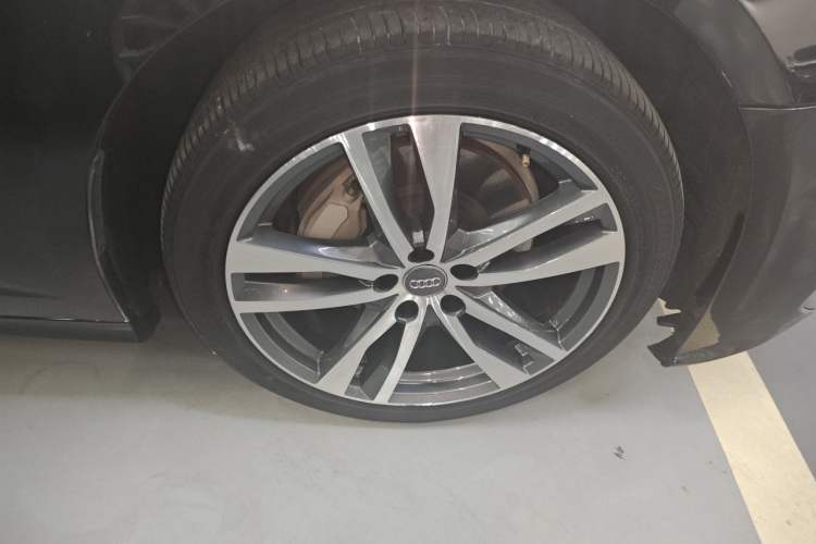 Used Audi A6 2020 Avant Futurist 45 TFSI Prestige Dynamic Edition Right Front Wheel Hub