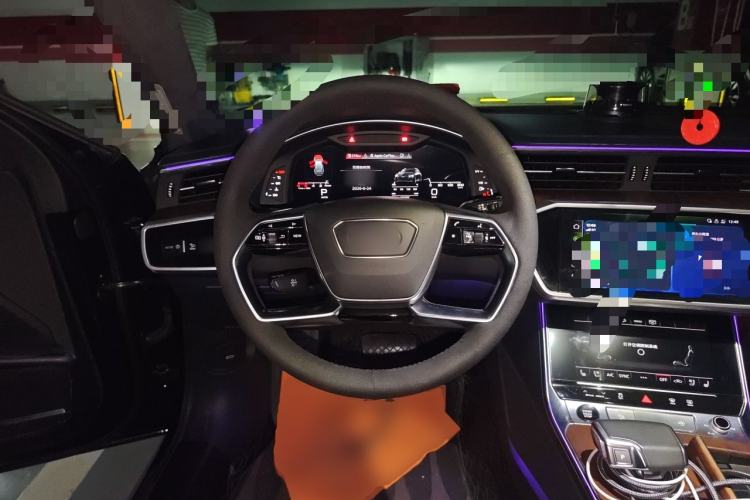 Used Audi A6 2020 allroad quattro Explorer 55 TFSI Prestige Off-Road Model Steering Wheel