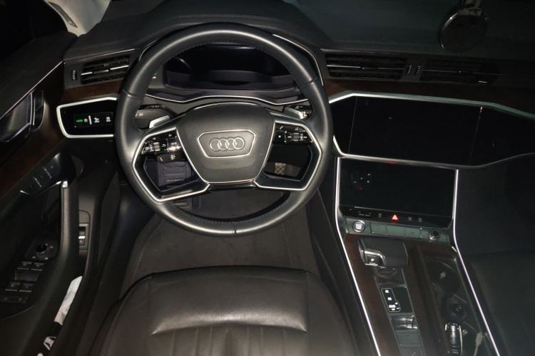 Used Audi A6 2020 allroad quattro Explorer 55 TFSI Prestige Off-Road Model Steering Wheel