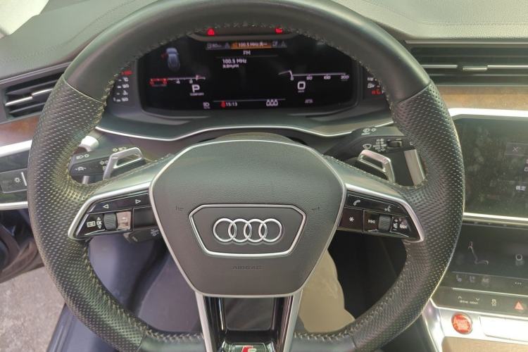 Used Audi A6 2020 allroad quattro Explorer 55 TFSI Prestige Off-Road Model Steering Wheel