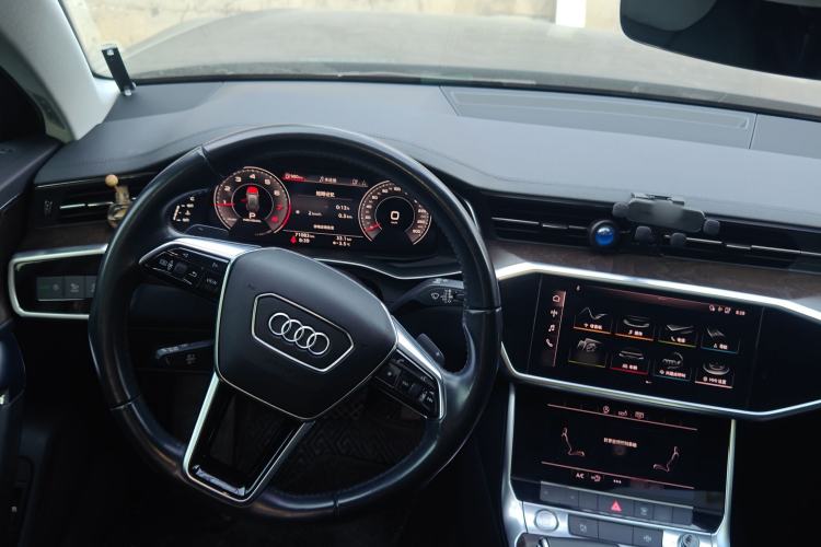 Used Audi A6 2020 Avant Futurist 45 TFSI Prestige Dynamic Edition Steering Wheel