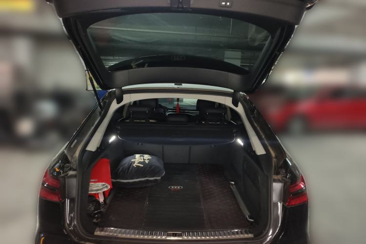Used Audi A6 2020 allroad quattro Explorer 55 TFSI Prestige Off-Road Model Trunk