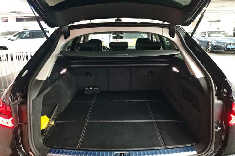 Used Audi A6 2020 allroad quattro Explorer 55 TFSI Prestige Off-Road Model Trunk
