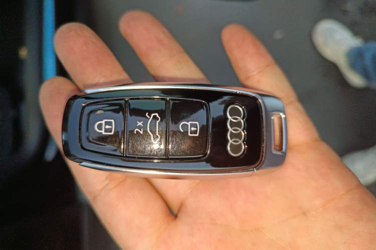 Used Audi A6 2020 allroad quattro Explorer 55 TFSI Prestige Off-Road Model Vehicle Key