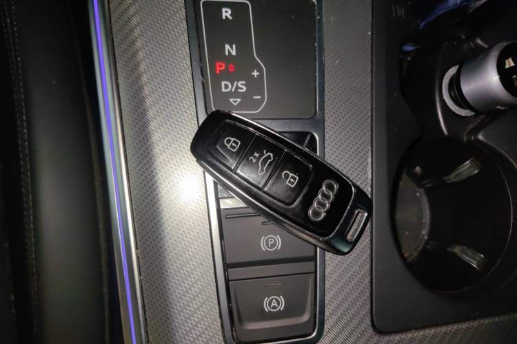 Used Audi A6 2020 Avant Futurist 45 TFSI Prestige Dynamic Edition Vehicle Key