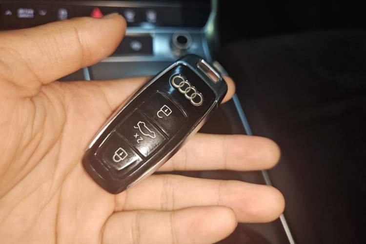 Used Audi A6 2020 Avant Futurist 45 TFSI Prestige Dynamic Edition Vehicle Key