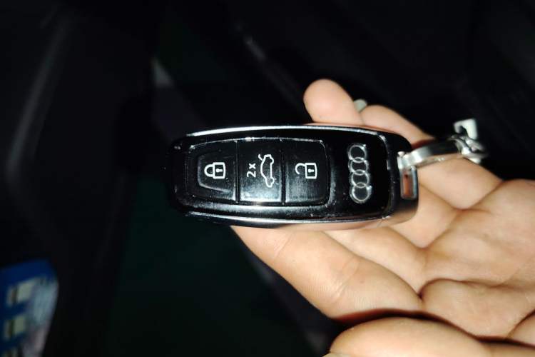 Used Audi A6 2020 allroad quattro Explorer 55 TFSI Prestige Off-Road Model Vehicle Key