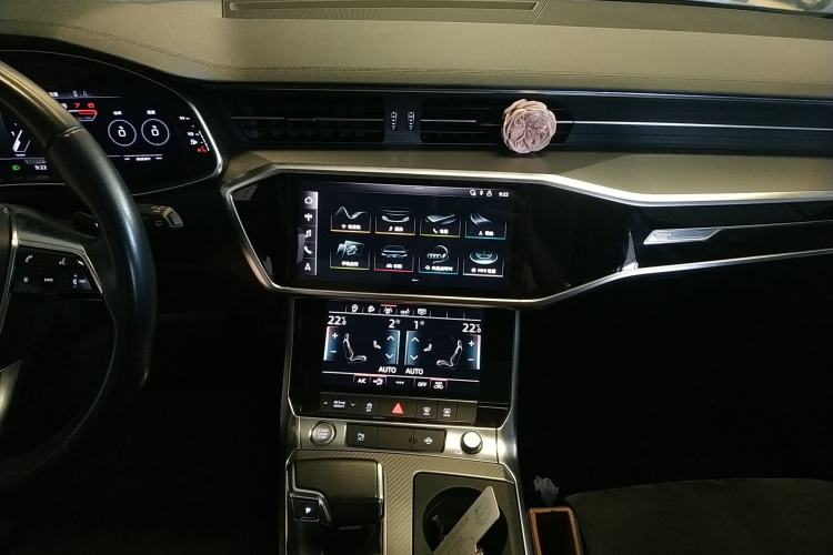 Used Audi A6 2020 Avant Futurist 45 TFSI Prestige Dynamic Edition Audio And AC Panel