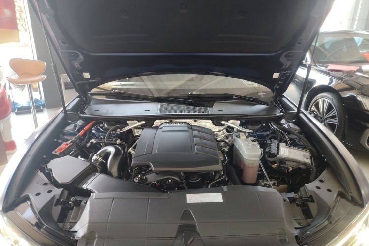Used Audi A6 2020 Avant Futurist 40 TFSI Luxury Dynamic Model Engine Bay