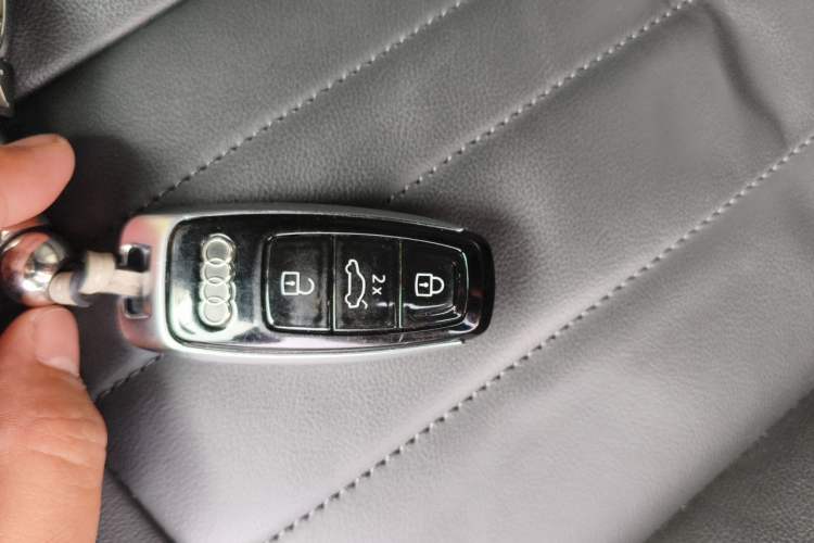 Used Audi A6 2020 allroad quattro Explorer 55 TFSI Prestige Off-Road Model Interior 1