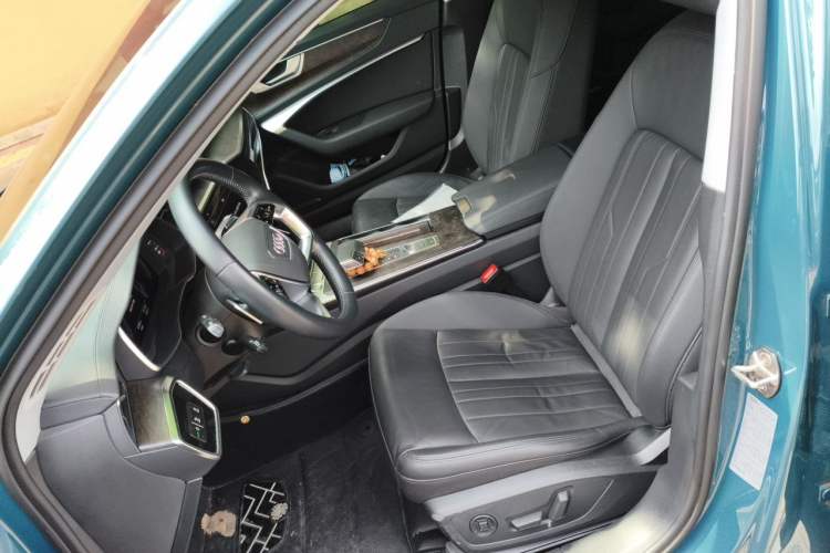 Used Audi A6 2020 allroad quattro Explorer 55 TFSI Prestige Off-Road Model Left Front Seat