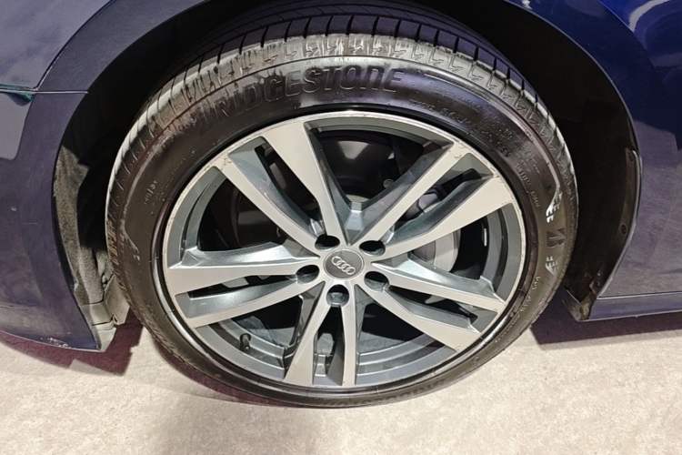 Used Audi A6 2020 Avant Futurist 45 TFSI Prestige Dynamic Edition Left Front Wheel Hub