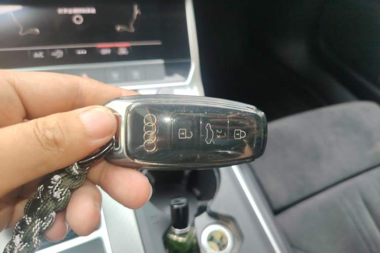 Used Audi A6 2020 Avant Futurist 45 TFSI Prestige Dynamic Edition Vehicle Key