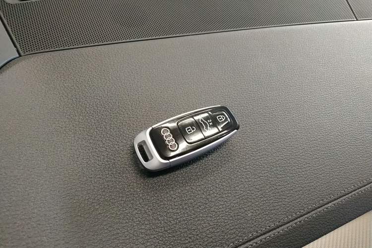 Used Audi A6 2020 Avant Futurist 45 TFSI Prestige Dynamic Edition Vehicle Key