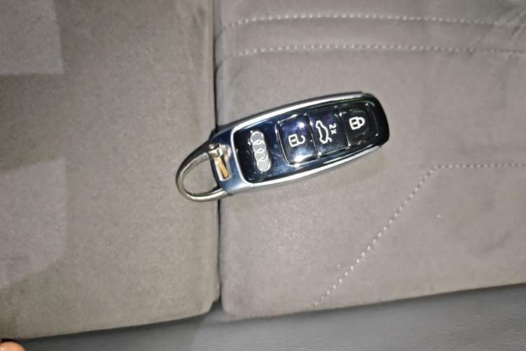 Used Audi A6 2020 Avant Futurist 45 TFSI Prestige Dynamic Edition Vehicle Key