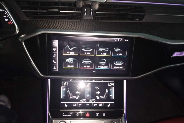 Used Audi A6 2020 allroad quattro Explorer 55 TFSI Prestige Off-Road Model Audio And AC Panel