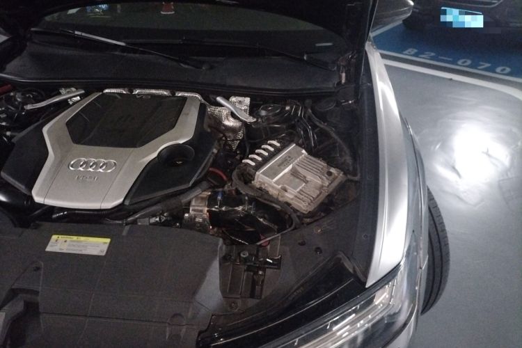 Used Audi A6 2020 allroad quattro Explorer 55 TFSI Prestige Off-Road Model Engine Bay Left