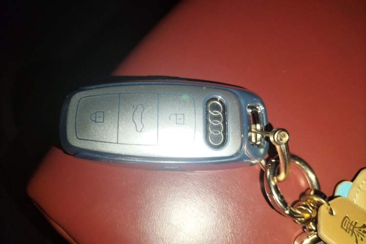 Used Audi A6 2020 allroad quattro Explorer 55 TFSI Prestige Off-Road Model Vehicle Key