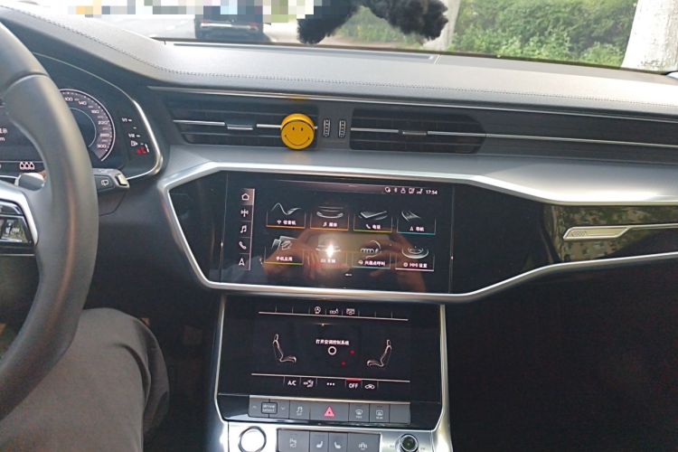 Used Audi A6 2020 Avant Futurist 45 TFSI Prestige Dynamic Edition Audio And AC Panel