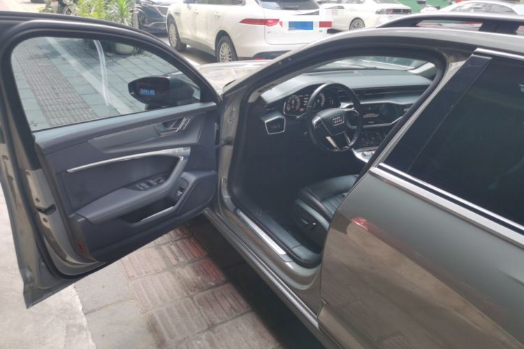 Used Audi A6 2020 allroad quattro Explorer 55 TFSI Prestige Off-Road Model Driver Seat