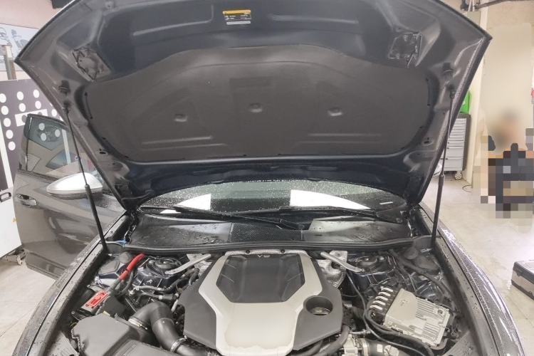 Used Audi A6 2020 allroad quattro Explorer 55 TFSI Prestige Off-Road Model Engine Bay