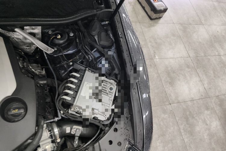 Used Audi A6 2020 allroad quattro Explorer 55 TFSI Prestige Off-Road Model Engine Bay Left