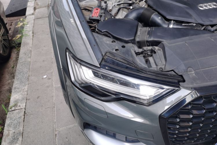 Used Audi A6 2020 allroad quattro Explorer 55 TFSI Prestige Off-Road Model Right Front Headlight