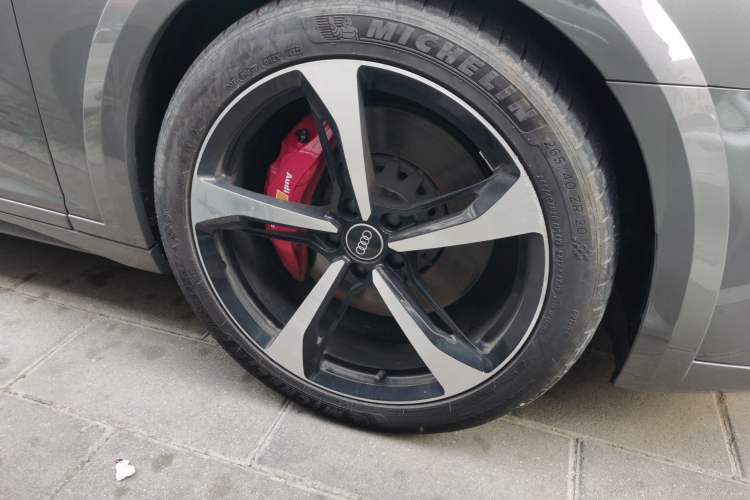 Used Audi A6 2020 allroad quattro Explorer 55 TFSI Prestige Off-Road Model Right Front Wheel Hub
