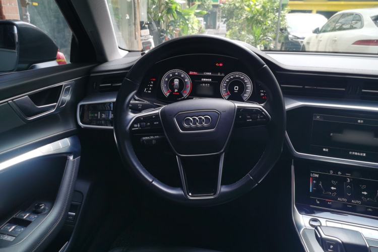 Used Audi A6 2020 allroad quattro Explorer 55 TFSI Prestige Off-Road Model Steering Wheel