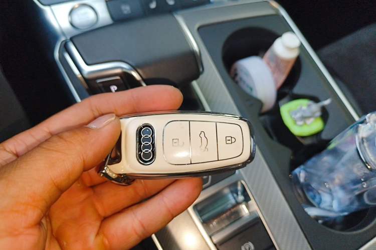 Used Audi A6 2020 Avant Futurist 45 TFSI Prestige Dynamic Edition Vehicle Key