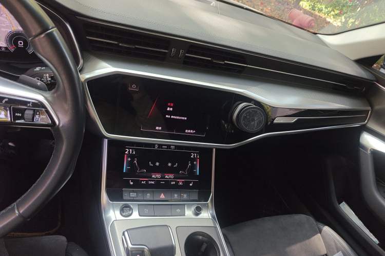 Used Audi A6 2020 Avant Futurist 45 TFSI Prestige Dynamic Edition Audio And AC Panel