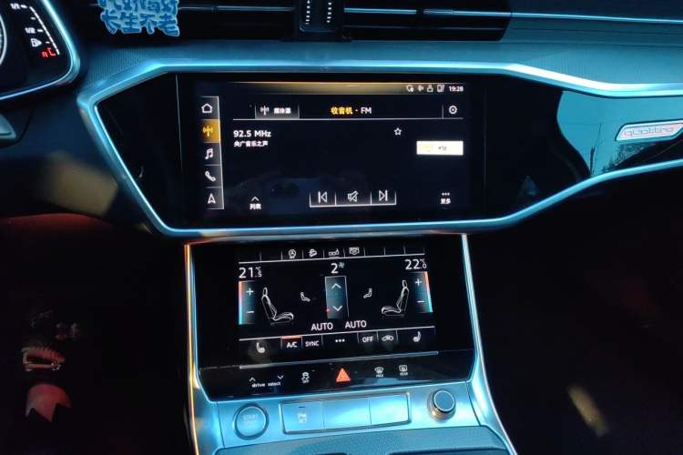 Used Audi A6 2020 allroad quattro Explorer 55 TFSI Prestige Off-Road Model Audio And AC Panel