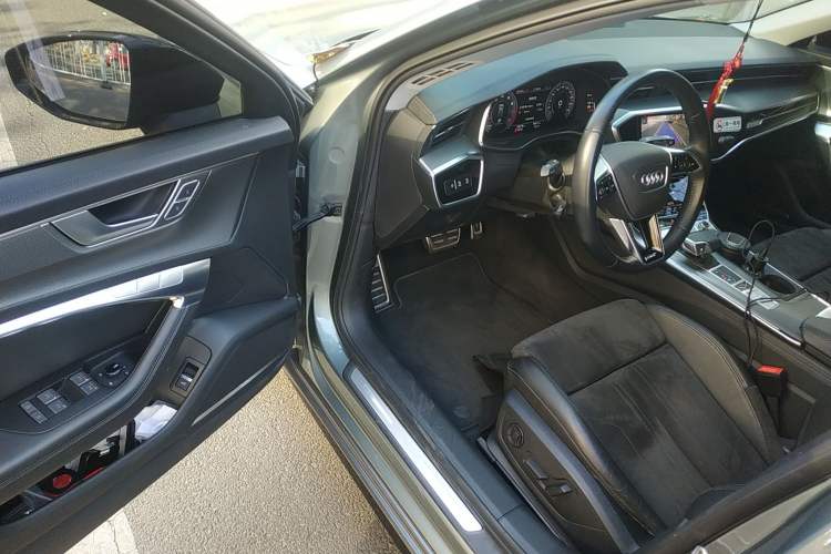 Used Audi A6 2020 allroad quattro Explorer 55 TFSI Prestige Off-Road Model Driver Seat