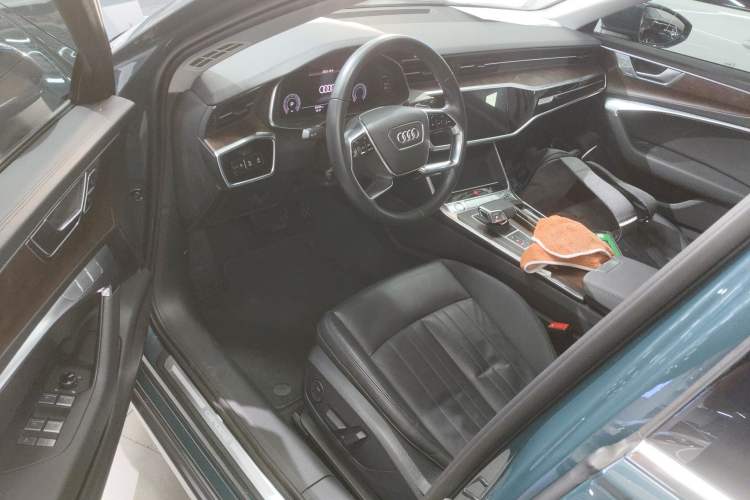 Used Audi A6 2020 allroad quattro Explorer 55 TFSI Prestige Off-Road Model Driver Seat