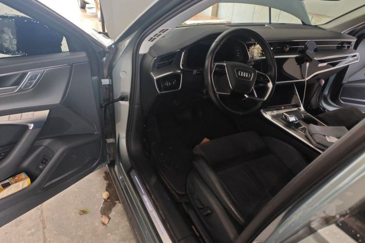 Used Audi A6 2020 allroad quattro Explorer 55 TFSI Prestige Off-Road Model Driver Seat