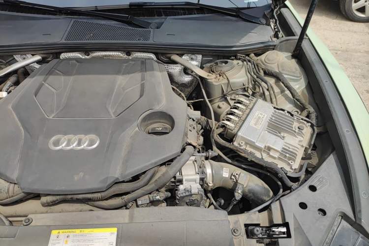 Used Audi A6 2020 allroad quattro Explorer 55 TFSI Prestige Off-Road Model Engine Bay Left