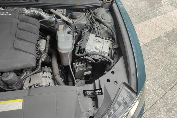 Used Audi A6 2020 Avant Futurist 45 TFSI Prestige Dynamic Edition Engine Bay Left