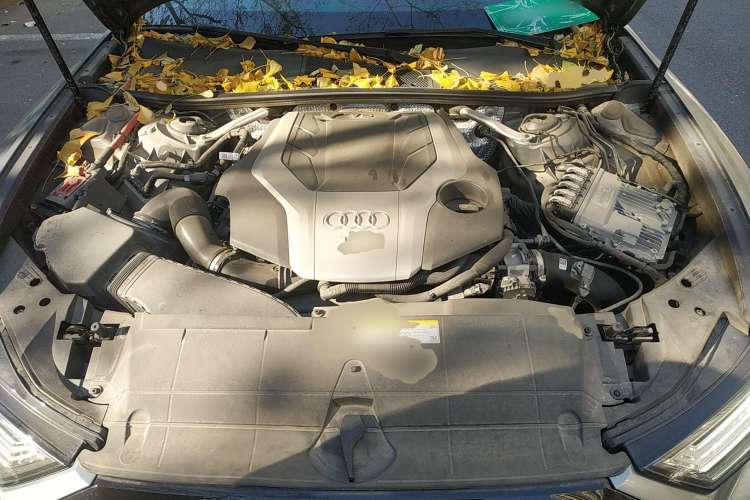 Used Audi A6 2020 allroad quattro Explorer 55 TFSI Prestige Off-Road Model Engine Bay