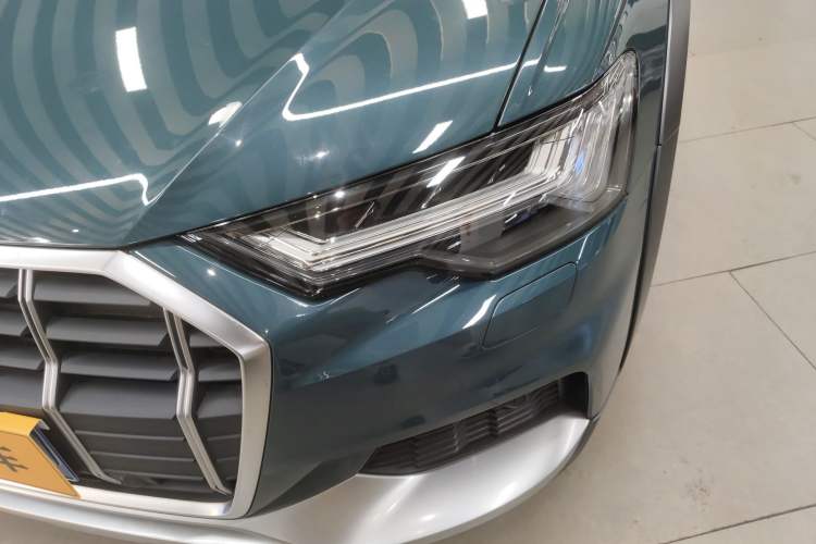 Used Audi A6 2020 allroad quattro Explorer 55 TFSI Prestige Off-Road Model Left Front Headlight