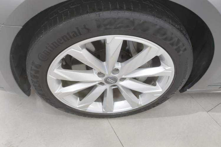 Used Audi A6 2020 allroad quattro Explorer 55 TFSI Prestige Off-Road Model Left Front Wheel Hub