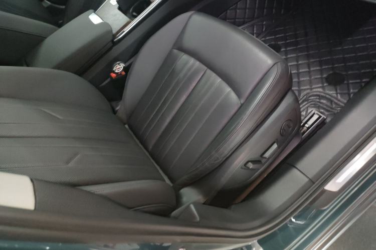 Used Audi A6 2020 allroad quattro Explorer 55 TFSI Prestige Off-Road Model Right Front Seat