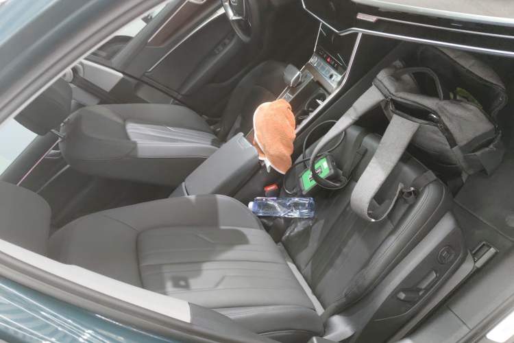 Used Audi A6 2020 allroad quattro Explorer 55 TFSI Prestige Off-Road Model Right Front Seat