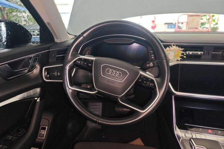 Used Audi A6 2020 allroad quattro Explorer 55 TFSI Prestige Off-Road Model Steering Wheel